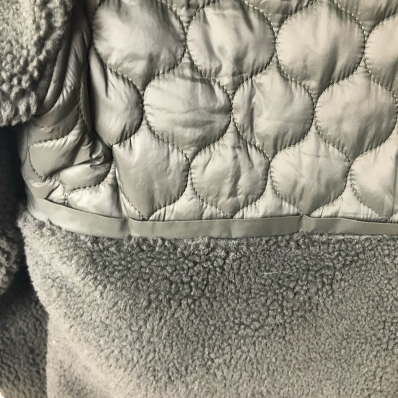 NWT Veronica Beard Leo High Pile Fleece Quilted Pullover size M - Picture 14 of 15